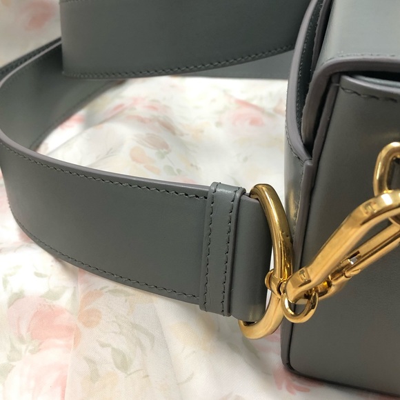 Christian Dior bag - Picture 3 of 10